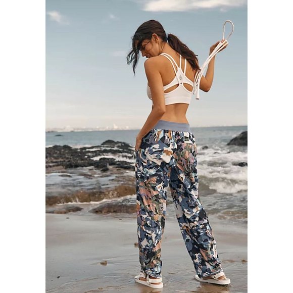 NWT Free People Movement Mesmerize Me Printed Pants in Violet Splendor C… - Picture 2 of 9
